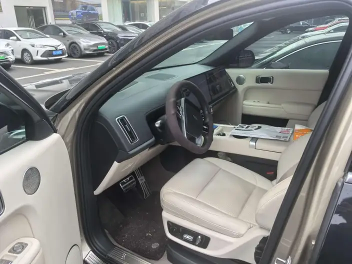 Li Auto L8 2024 Model Ultra Edition – фото 8