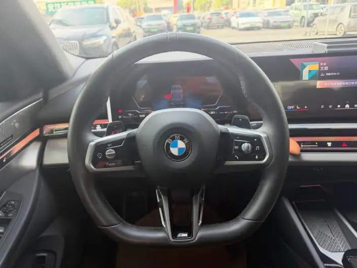 BMW 5 Series 2024 Model 530Li Exclusive Model M Sports Set – фото 10