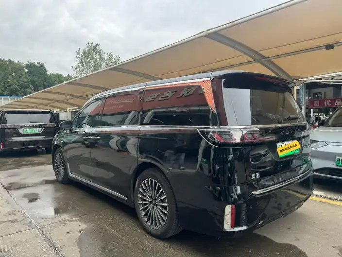 VOYAH Dreamer PHEV 2026 Model Champion Edition