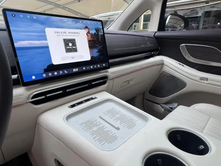 VOYAH Dreamer PHEV 2026 Model Champion Edition – фото 7