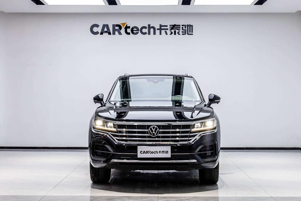 Volkswagen Touareg 2023 2.0TSI Ridgeline Edition – фото 2