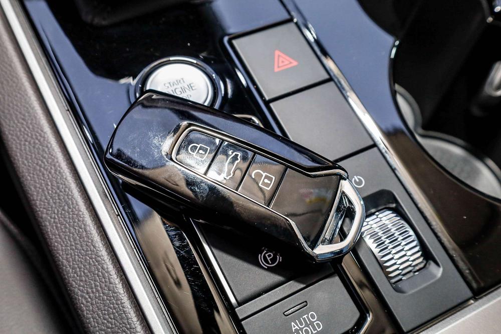 Volkswagen Touareg 2023 2.0TSI Ridgeline Edition – фото 26