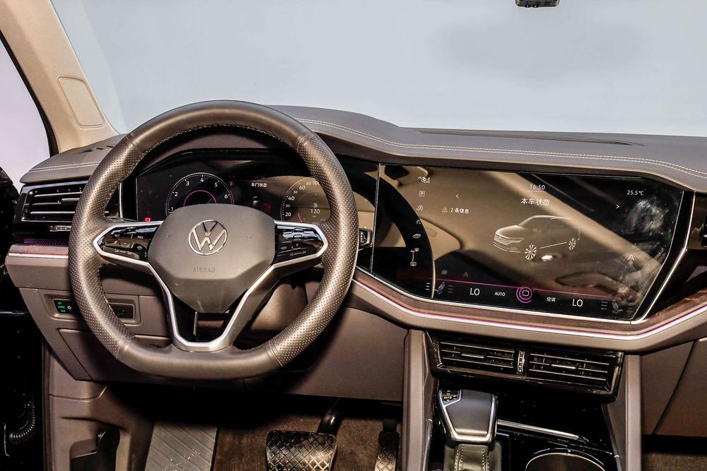 Volkswagen Touareg 2023 2.0TSI Ridgeline Edition – фото 27