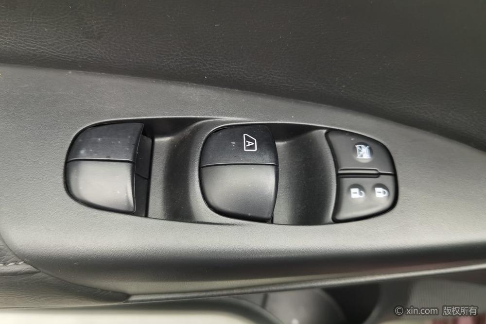 Nissan Sylphy 2016 модификация 1.6XL CVT Deluxe Edition – фото 22