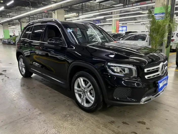 Mercedes-Benz GLB 2023 Model GLB 200 Fashion Model
