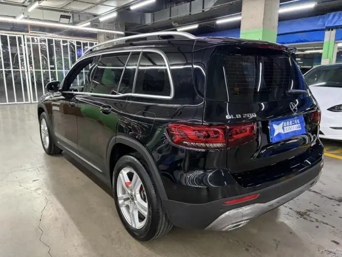 Mercedes-Benz GLB 2023 Model GLB 200 Fashion Model