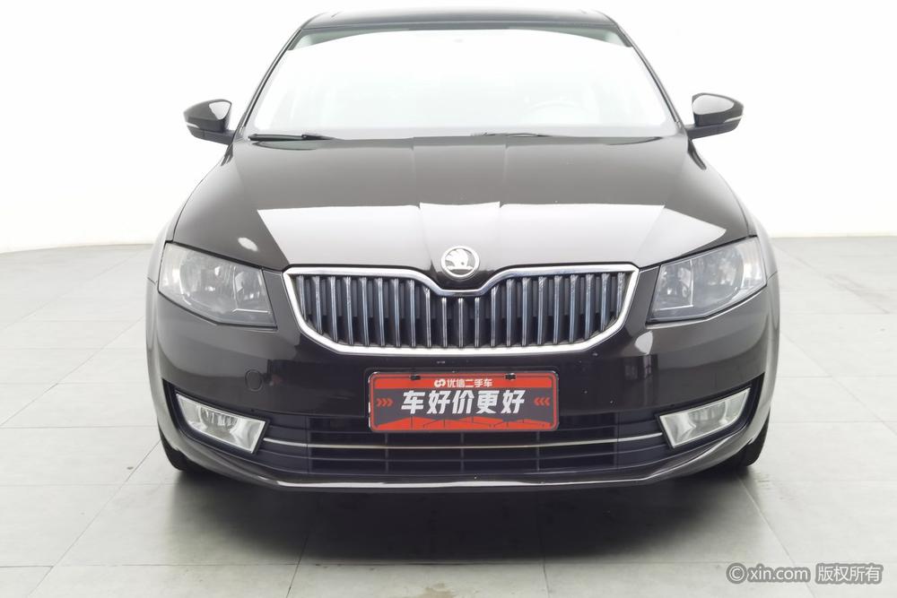 Skoda Octavia 2015 модификация 1.6L автоматическое Yi элегантный Edition