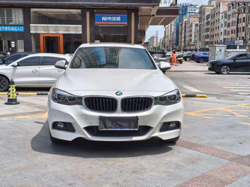 BMW 3 Series Gran Turismo Модель 2020 года 320i M Sports Set