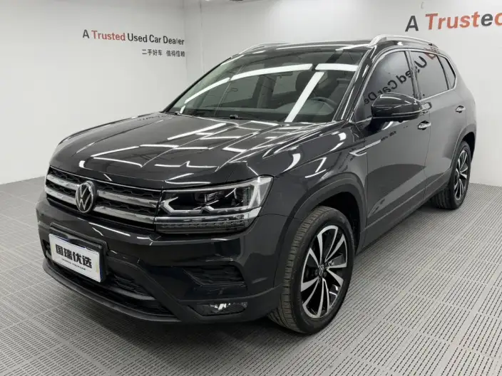 Volkswagen Tharu 2022 Model 280TSI 2WD Deluxe Edition – фото 1