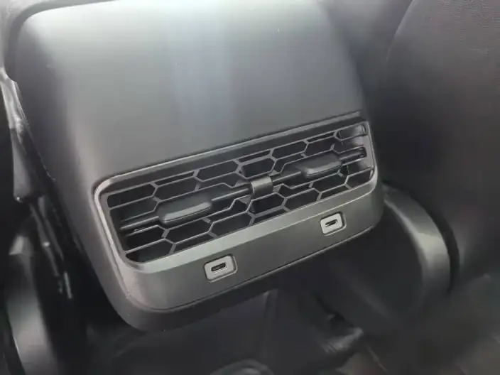 Model Y 2024 Model Long Battery Life Pro All-wheel drive version – фото 8