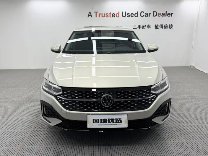 Volkswagen Lavida 2023 Model 1.5L Automatic Starry Sky Five Million Edition – фото 2