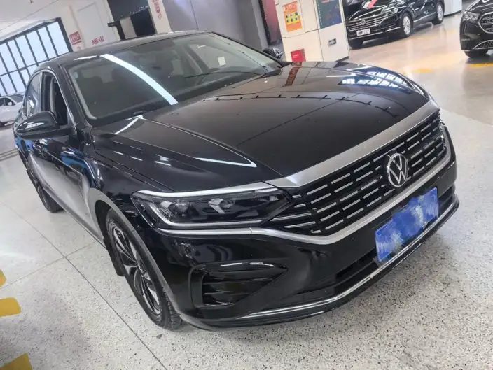 Volkswagen Passat 2022 Model 280TSI Elite Edition – фото 2