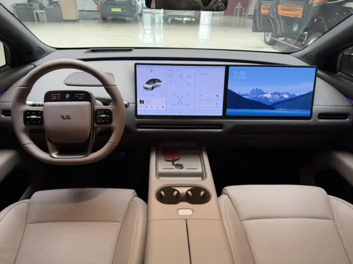 Li Auto i6 2025 Model 4WD Standard Edition – фото 10