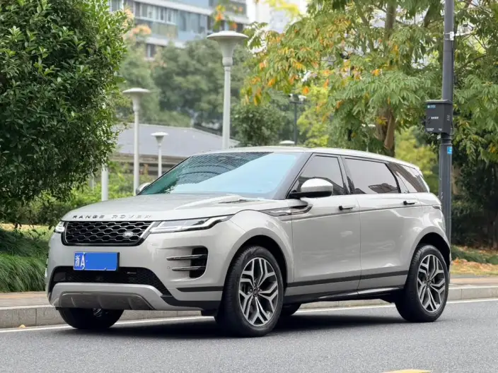 Range Rover Evoque 2022 Model Aurora L 249PS R-Dynamic Deluxe Edition – фото 1