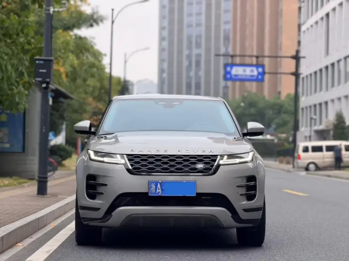 Range Rover Evoque 2022 Model Aurora L 249PS R-Dynamic Deluxe Edition – фото 2