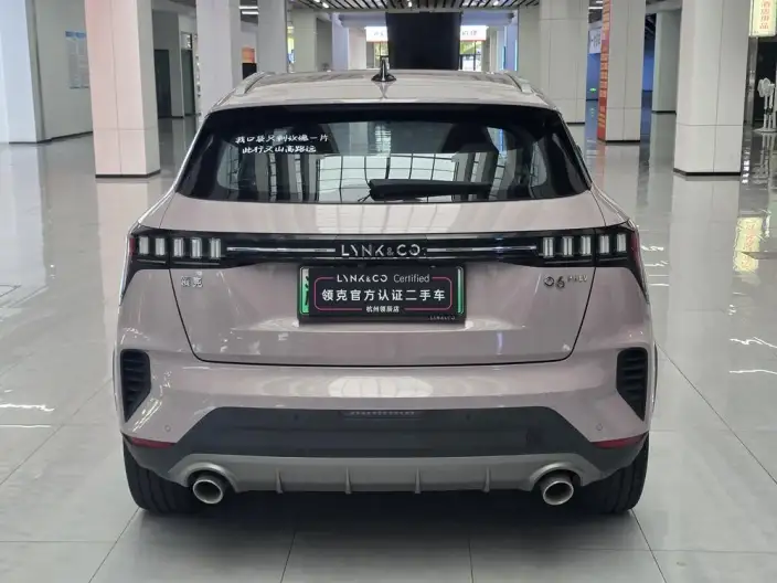Lynk & Co 06 EM-P 2023 Model PHEV Remix Shero – фото 5