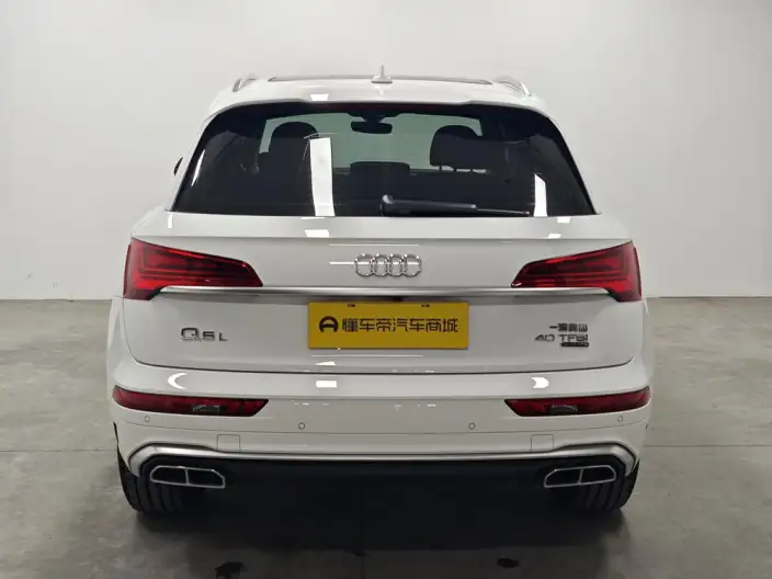 Audi Q5L 2022 Model 40T Luxury Dynamic Model – фото 6