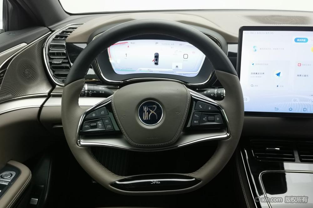 BYD Han DM Модель 2022 года DM-i 121KM Honor – фото 14