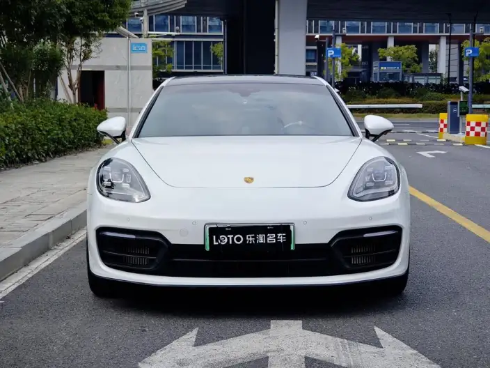 Panamera E-Hybrid 2022 Model Panamera 4 E-Hybrid Executive Extended Edition 2.9T – фото 2