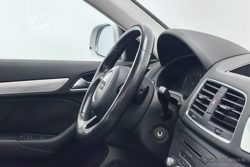 Audi Q3 2013 35 TFSI Comfort – фото 9