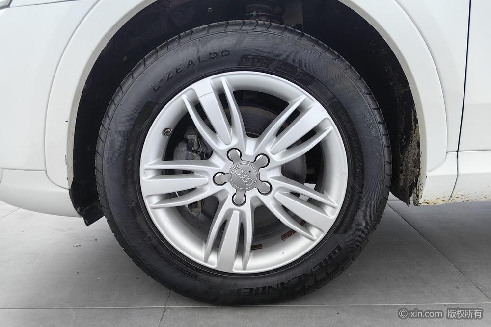 Audi Q3 2013 35 TFSI Comfort – фото 11