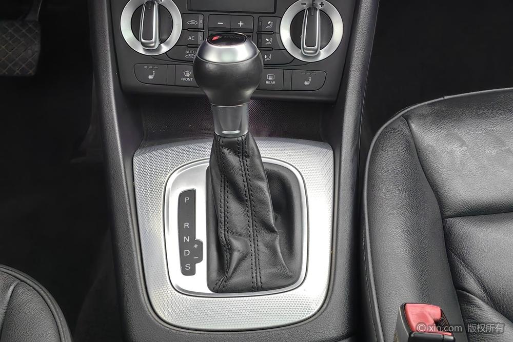 Audi Q3 2013 35 TFSI Comfort – фото 15
