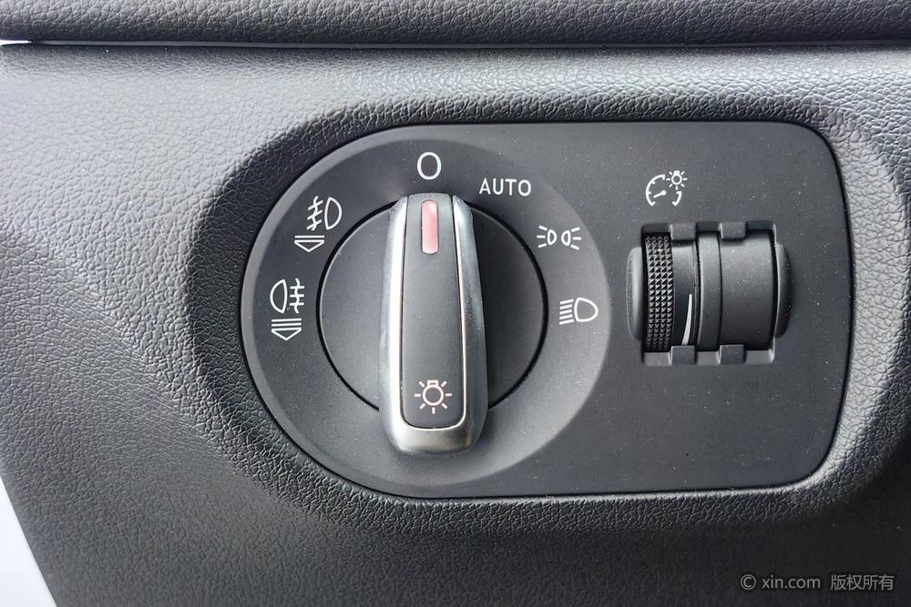 Audi Q3 2013 35 TFSI Comfort – фото 16