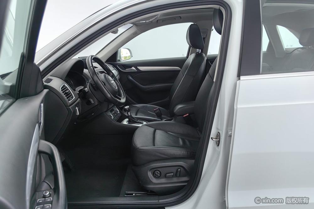 Audi Q3 2013 35 TFSI Comfort – фото 17