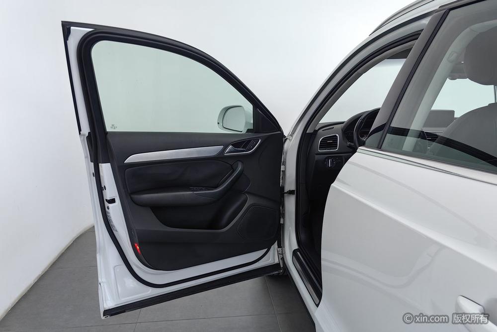 Audi Q3 2013 35 TFSI Comfort – фото 21