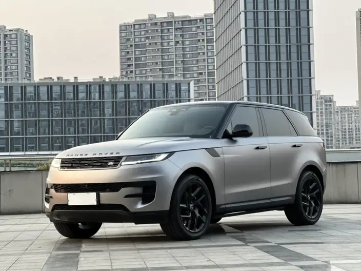 Range Rover Sport 2023 Model 3.0 L6 DYNAMIC SE