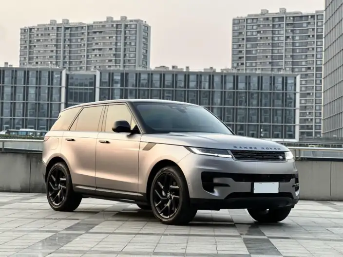 Range Rover Sport 2023 Model 3.0 L6 DYNAMIC SE