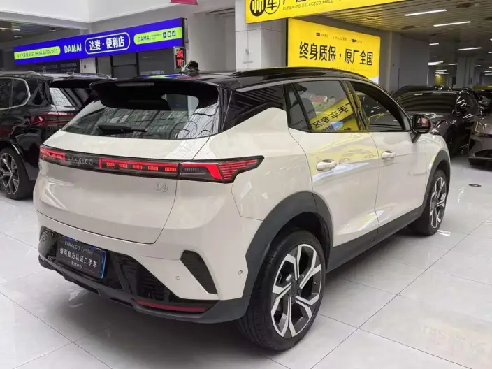 Lynk & Co 06 2025 Model Renew 1.5T Halo – фото 5