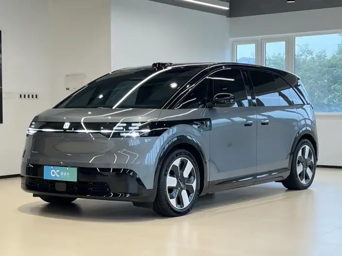 ZEEKR MIX 2025 Model 76kWh Smart Driving Edition – фото 1