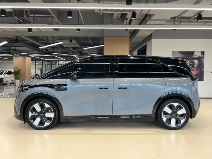 ZEEKR MIX 2025 Model 76kWh Smart Driving Edition – фото 3