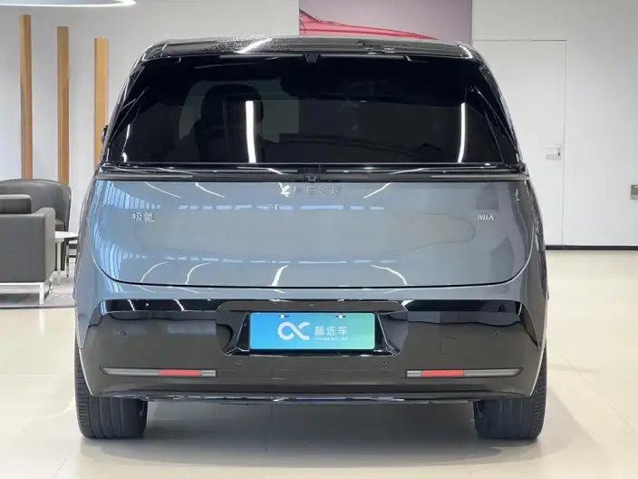 ZEEKR MIX 2025 Model 76kWh Smart Driving Edition – фото 9