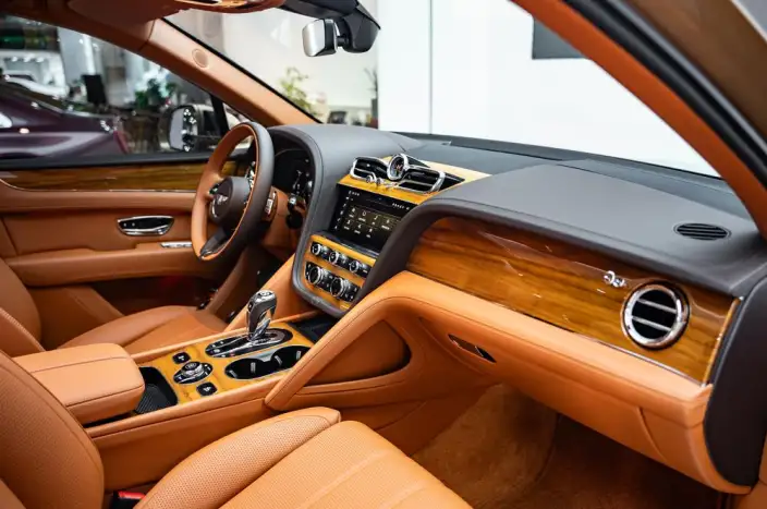 Bentayga 2022 Model 4.0T V8 – фото 5