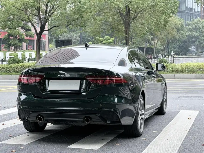 Jaguar XE L 2022 Model 2.0T 250PS R-DYNAMIC S Enterprising Sports Edition – фото 7