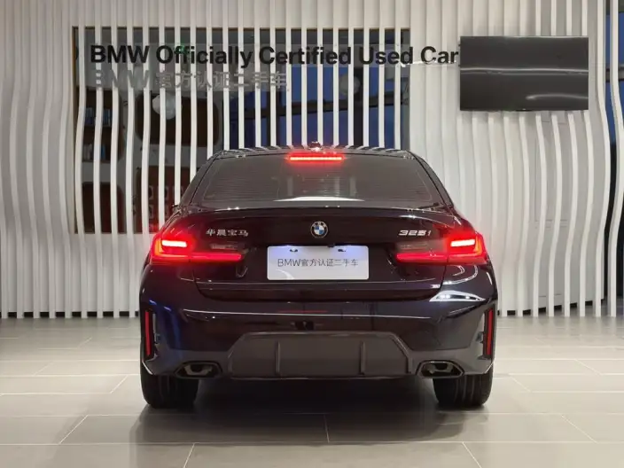 BMW 3 Series 2023 Model 325i M Sports Night Set