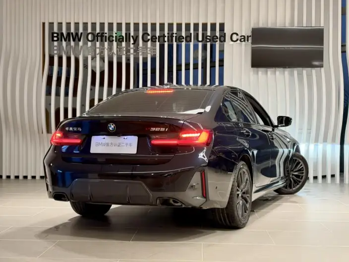 BMW 3 Series 2023 Model 325i M Sports Night Set
