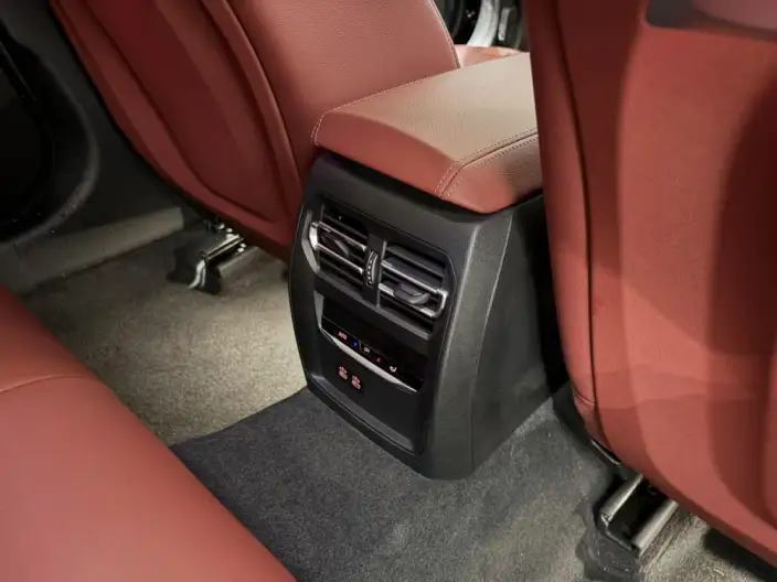 BMW 3 Series 2023 Model 325i M Sports Night Set – фото 7