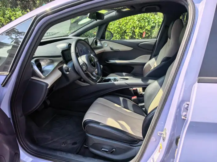 BYD Dolphin 2024 Model Honor Edition 420km Fashion Edition – фото 9