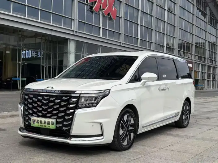 Ruifeng RF8 PHEV 2024 Model Smart Listening Edition 1.5T 150KM Flagship Model – фото 1