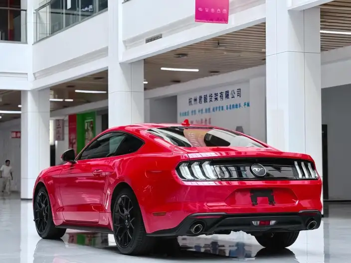 Mustang 2021 Model 2.3T EcoBoost – фото 3