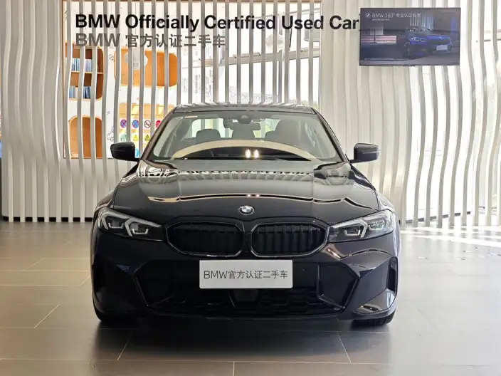 BMW 3 Series 2025 Model 330Li M Sports Night Set