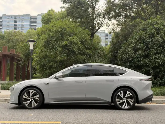 NIO ET5 2022 Model 75kWh – фото 3