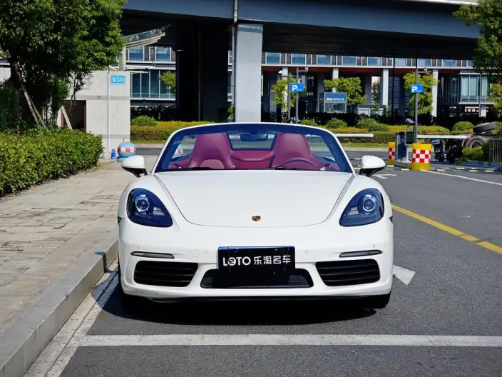 Porsche 718 2023 Model Boxster 2.0T – фото 2