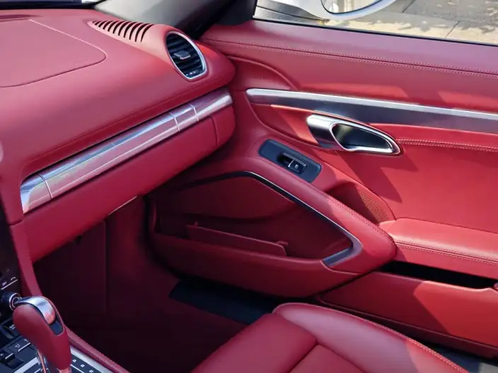 Porsche 718 2023 Model Boxster 2.0T – фото 10