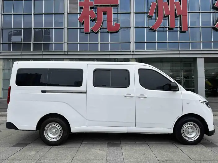 Wuling Yangguang 2024 Model 300km Comfort Model Passenger car Edition 75kW – фото 8