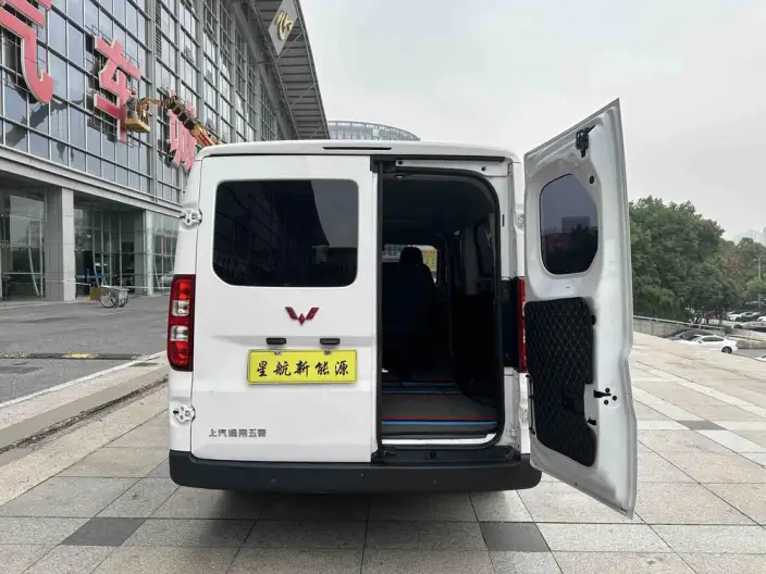 Wuling Yangguang 2024 Model 300km Comfort Model Passenger car Edition 75kW – фото 9