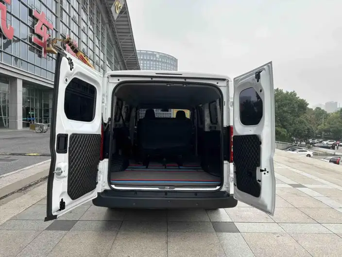 Wuling Yangguang 2024 Model 300km Comfort Model Passenger car Edition 75kW – фото 10